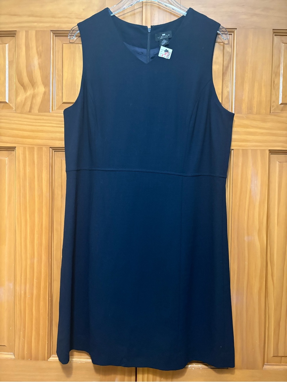 Limited America Classic Black Wool Sleeveless Sheath Dress Size 14 NWT